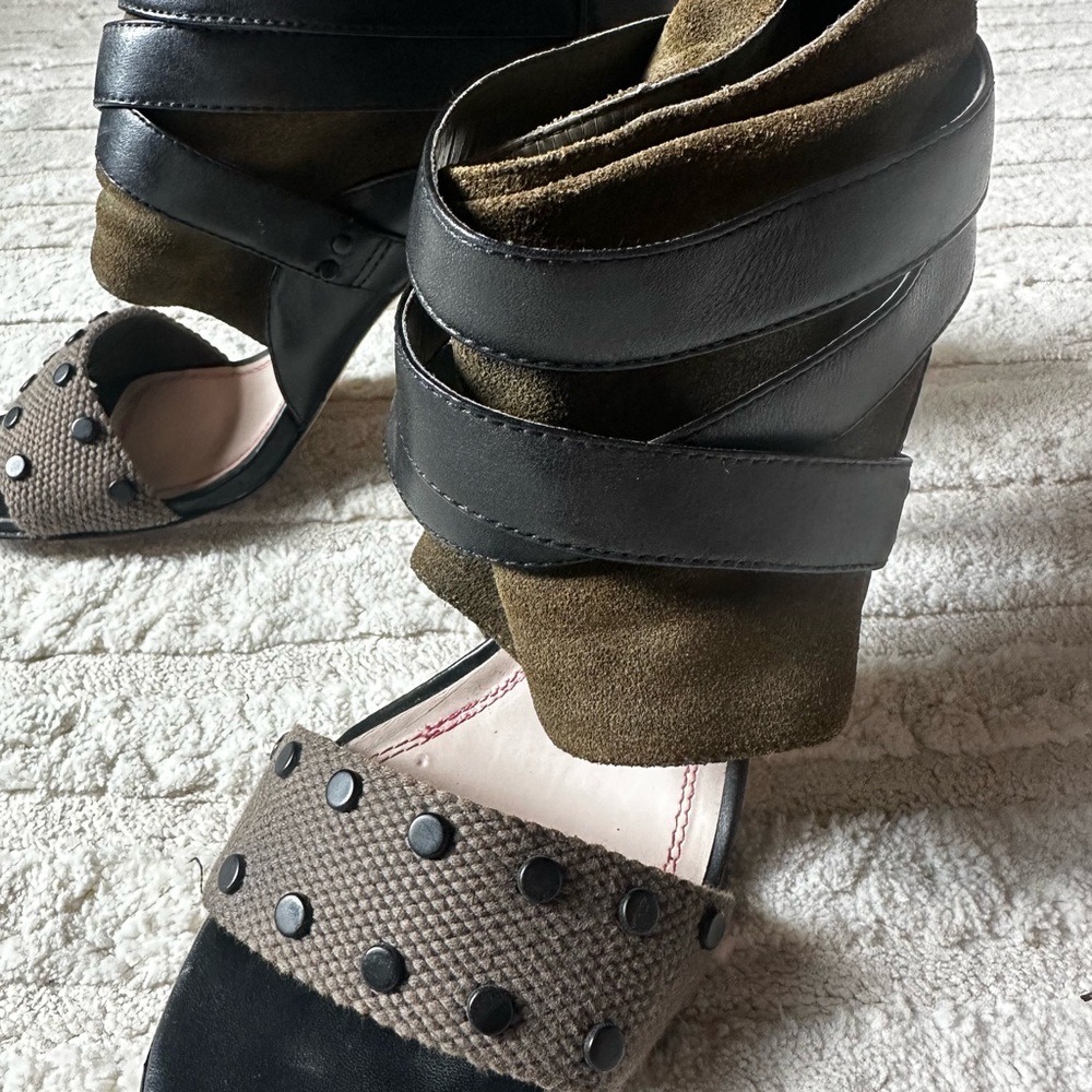 Tracy Reese Black and Brown Heeled Boots with Elegant Design